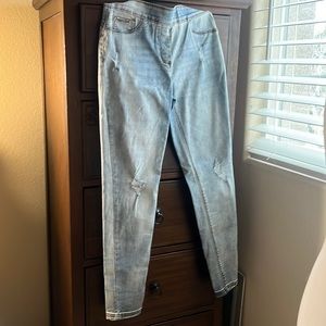 COCO + CARMEN Jeans Size Sm.